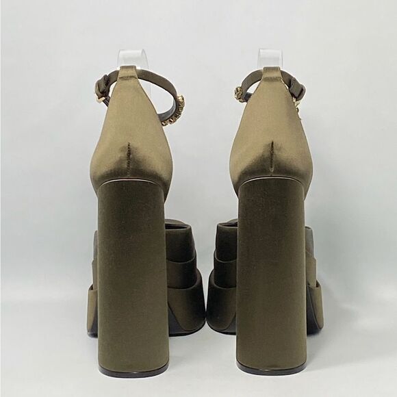 Versace Satin Platform Pumps size 40 - Picture 10 of 14